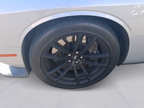 Used 2022 Dodge Challenger R/T Scat Pack w/ Shaker Package RWD image 9