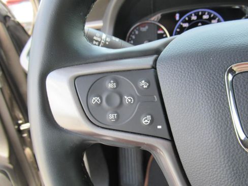 Used 2023 GMC Acadia AT4 w/ Technology Package AWD/4WD image 26