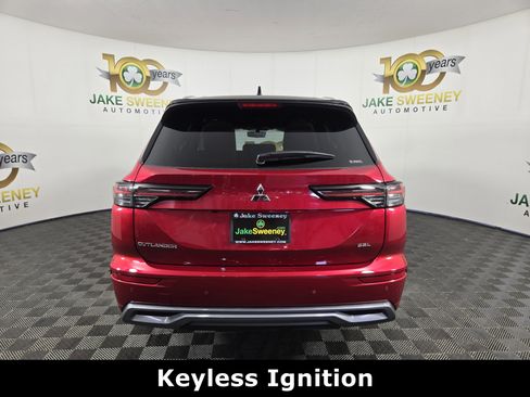 New 2025 Mitsubishi Outlander SEL image 6