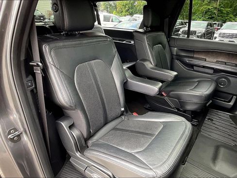 Used 2018 Ford Expedition Max Limited w/ Equipment Group 301A AWD/4WD image 27