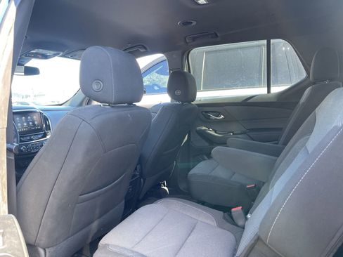 Certified 2023 Chevrolet Traverse LT image 4