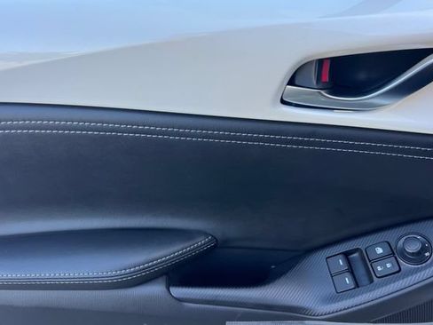 New 2026 MAZDA MX-5 Miata Club w/ Interior Package RWD image 12