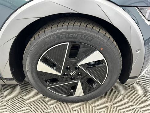 New 2026 Hyundai Ioniq 5 Limited image 14