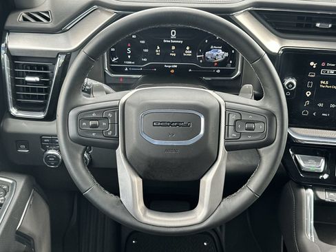 Used 2025 GMC Sierra 1500 Denali w/ Denali Reserve Package AWD/4WD image 19