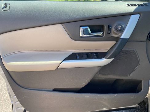 Used 2014 Ford Edge SE AWD/4WD image 11