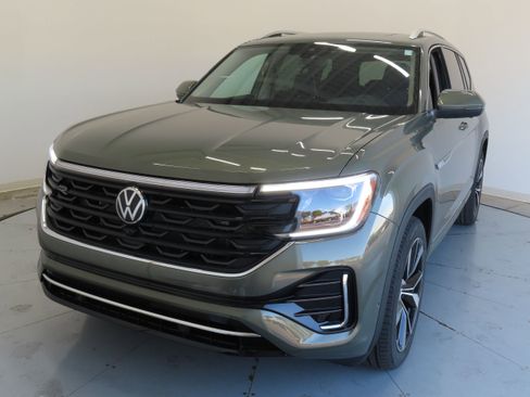 New 2026 Volkswagen Atlas SEL Premium R-Line image 9