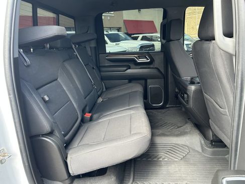 Used 2024 Chevrolet Silverado 2500 LT w/ Safety Package AWD/4WD image 17