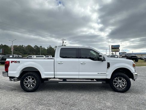 Used 2020 Ford F250 Lariat w/ Lariat Value Package image 4