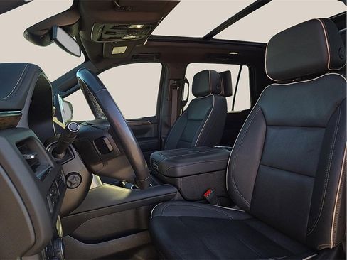 Used 2023 Chevrolet Tahoe Premier image 14