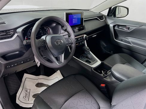 New 2025 Toyota RAV4 XLE image 10