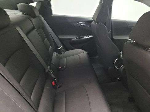 Used 2022 Chevrolet Malibu LT FWD image 19