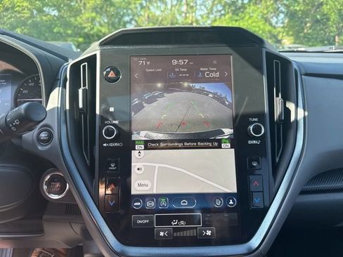 Used 2024 Subaru Crosstrek 2.5i Limited w/ Crosstrek Mirror Package AWD/4WD image 17