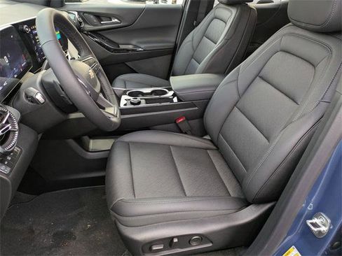 New 2026 Chevrolet Equinox LT w/ Convenience Package II image 12