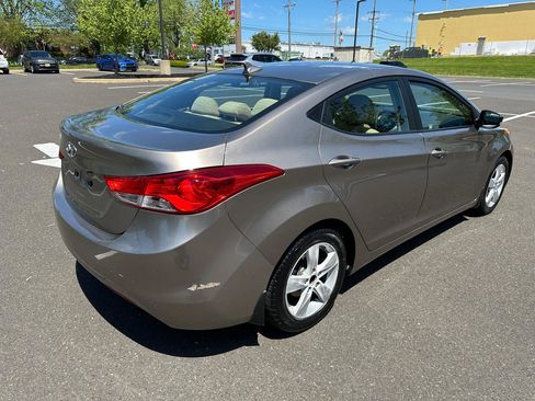 Used 2013 Hyundai Elantra GLS w/ Preferred Pkg FWD image 6