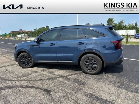 Used 2024 Kia Sorento S w/ Panoramic Sunroof Package FWD image 12