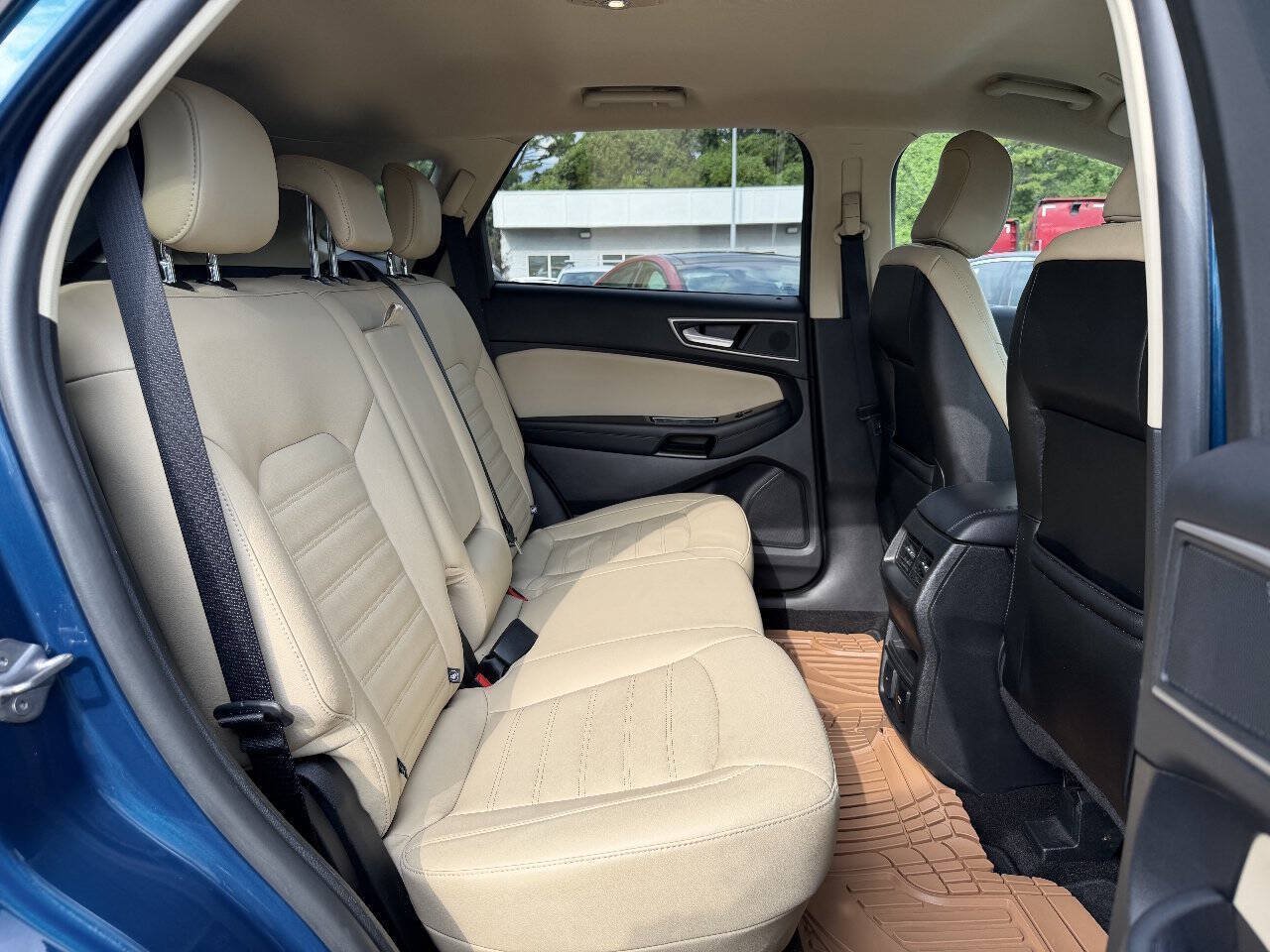 Used 2020 Ford Edge SEL w/ Convenience Package FWD image 15