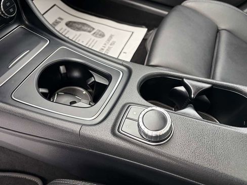 Used 2018 Mercedes-Benz CLA 250 4MATIC image 15