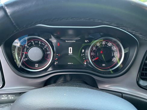 Used 2023 Dodge Challenger SXT RWD image 10