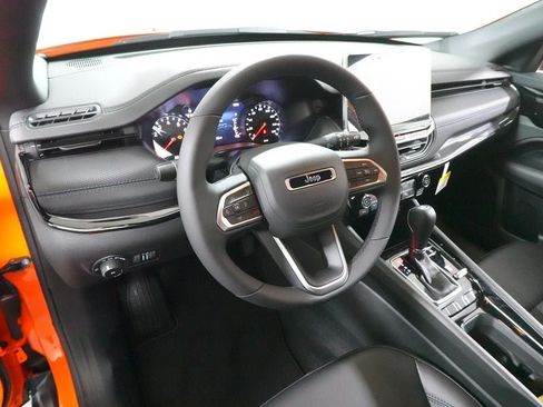 New 2026 Jeep Compass Latitude AWD/4WD image 24