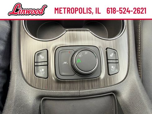 Used 2023 GMC Acadia SLT w/ Preferred Package FWD image 22