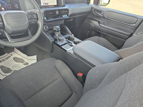 Used 2025 Toyota Land Cruiser 1958 image 9