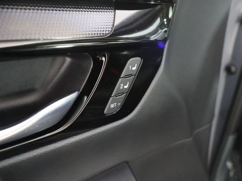 Used 2025 Honda CR-V EX-L image 40