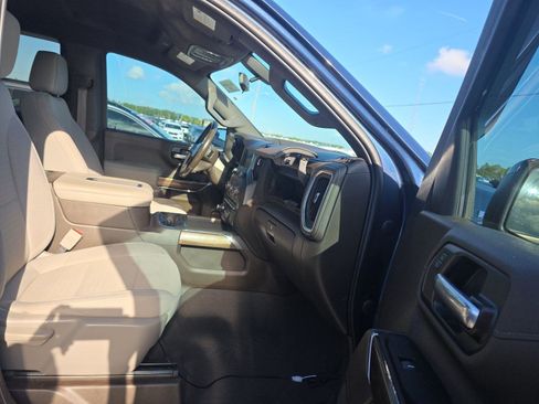 Used 2021 Chevrolet Silverado 1500 LT Trail Boss AWD/4WD image 11