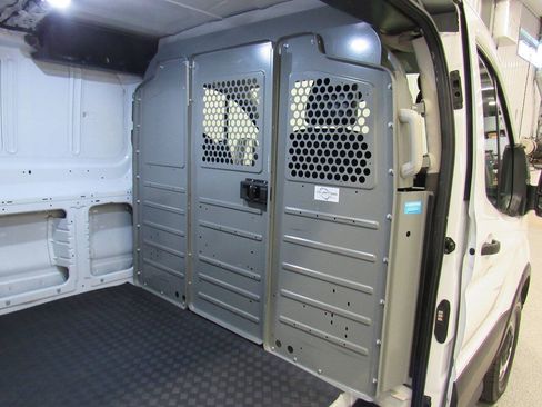 Used 2021 Ford Transit 150 Low Roof RWD image 21
