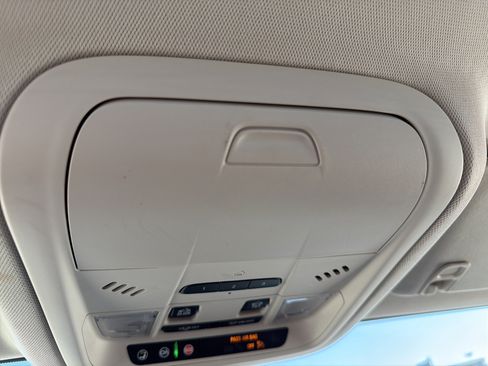 Used 2023 GMC Acadia Denali w/ Denali Technology Package FWD image 56