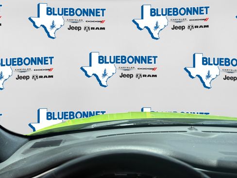 Used 2015 Dodge Challenger R/T Plus RWD image 21