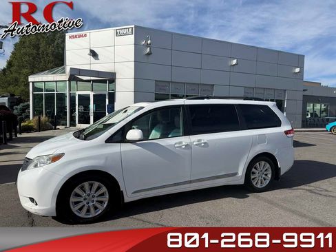 Used 2011 Toyota Sienna XLE AWD/4WD image 1