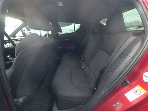 Used 2019 Toyota C-HR LE image 18