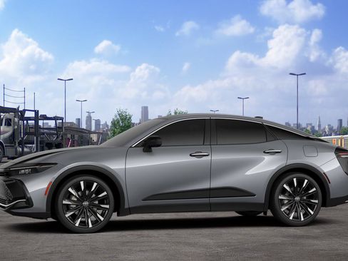 New 2026 Toyota Crown Platinum AWD/4WD image 5