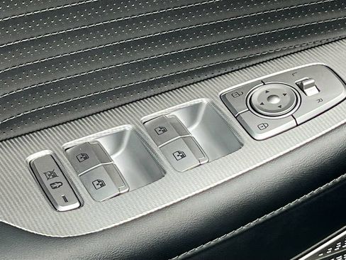 Used 2025 Hyundai Palisade Calligraphy FWD image 18