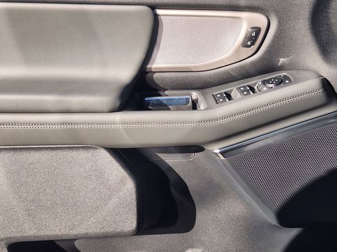 New 2026 Ford Expedition Active RWD image 21