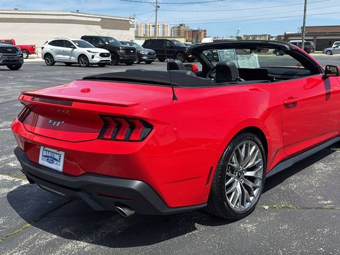 Used 2025 Ford Mustang GT Premium RWD image 8