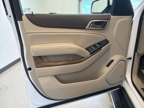 Used 2020 GMC Yukon Denali AWD/4WD image 45