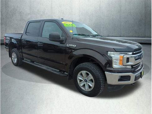 Used 2018 Ford F150 XLT w/ Trailer Tow Package image 8