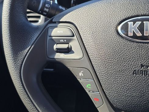 Used 2017 Kia Forte LX image 20