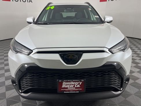 Certified 2024 Toyota Corolla Cross SE image 20