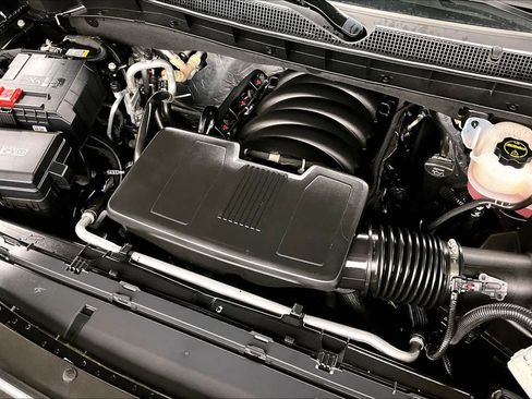 Used 2025 Chevrolet Tahoe LS RWD image 29