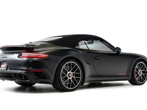 Used 2017 Porsche 911 4 Cabriolet AWD/4WD image 3