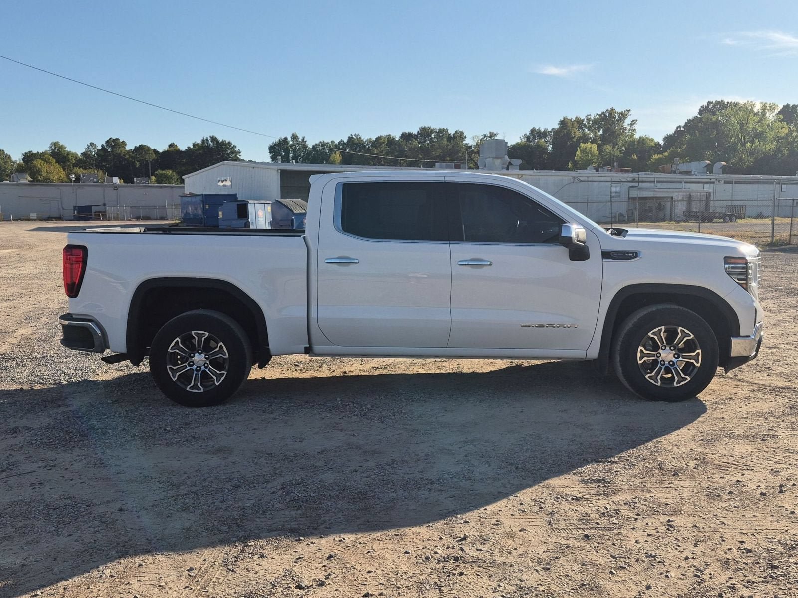 Used 2025 GMC Sierra 1500 SLT RWD image 7