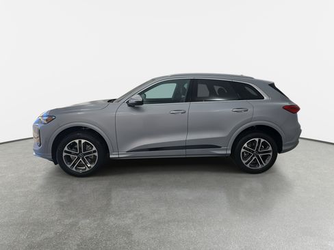 New 2025 Audi Q5 Premium image 8