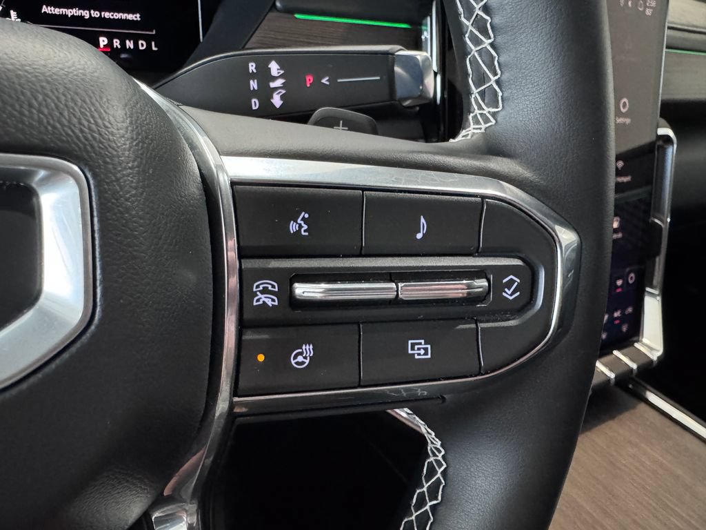 Certified 2026 GMC Acadia Denali w/ Super Cruise Package AWD/4WD image 18
