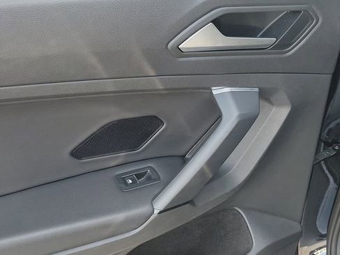 Used 2019 Volkswagen Tiguan SEL Premium R-Line FWD image 8