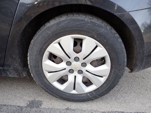 Used 2012 Chevrolet Cruze LS image 21