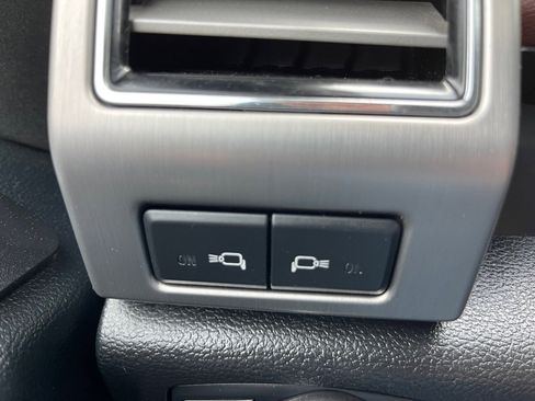 Used 2018 Ford F150 Platinum w/ Equipment Group 701A Luxury image 25