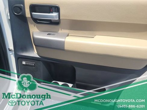 Used 2016 Toyota Sequoia Limited AWD/4WD image 32