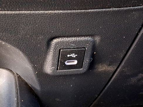 Used 2024 Toyota Corolla LE image 23